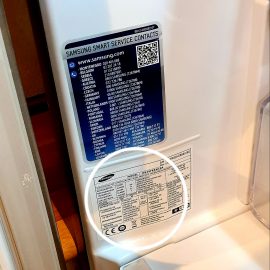 Kühlschrank · Typenschild innen seitlich