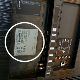 Fernseher · Aufkleber auf der Rückseite